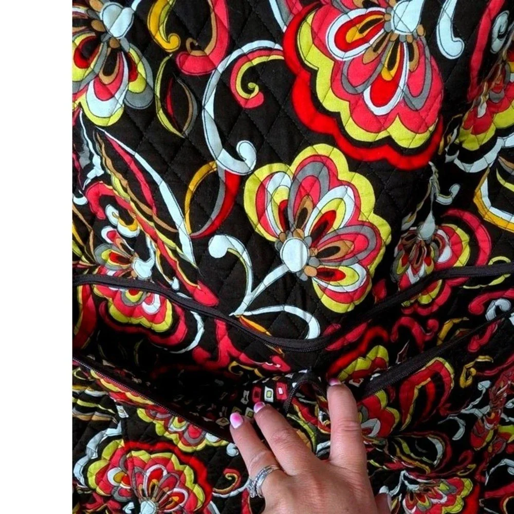 Vera Bradley ~ Quilted Cotton Hanging Garment Bag ~ Puccini Pattern ~ 48x24